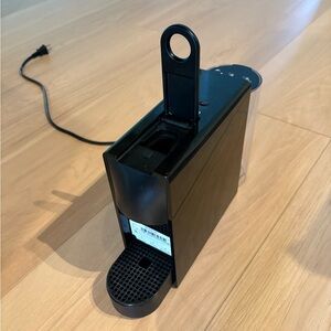 Nespresso Essenza Mini - Black, original pods